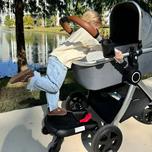 Vista 6 de Mompush Rider Board para cochecitos Ultimate 2 y Ultimate 3 Conducción suave en las ruedas, superficie antideslizante, soporta hasta 44 libras