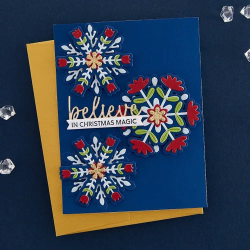 Vista 5 de Spellbinders Delicados copos de nieve grabados troquelados, metal