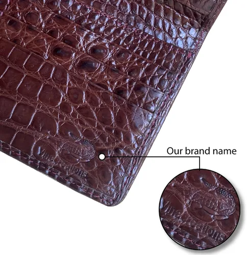 Vista 5 de Cartera hecha a mano de cocodrilo cocodrilo para el vientre de cuero Cartera de cuero genuino con bloqueo RFID hecha por artesanos vietnamitas