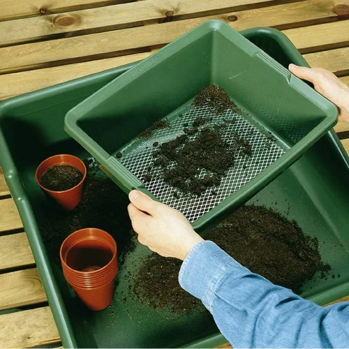 Vista 3 de Tamiz de jardín y tamiz de suelo 2 en 1 - Tamiz de malla cuadrada de 13.8 ″ para suelo, compost y rocas Herramienta de tamizado de jardín de doble