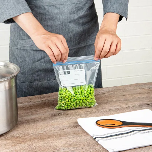 Vista 5 de Restaurantware Bag Tek - Bolsas con cremallera para congelador de 1 cuarto de galón, 25 bolsas desechables con cremallera, bolsas de plástico