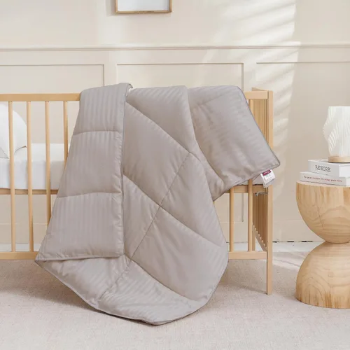 Vista 7 de ZPECC Edredón alternativo de plumón para niños pequeños, manta colcha hipoalergénica de 39 x 47 pulgadas, relleno de edredón para niños suave