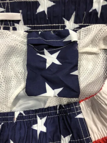 Vista 4 de UZZI Bañador patriótico con bandera estadounidense para hombre