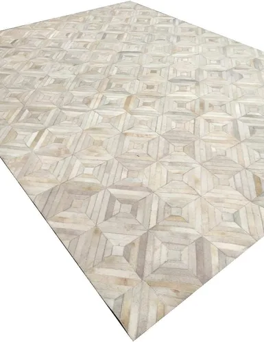Vista 2 de Alfombra de piel de piel de vaca con retazos, color beige, estilo marroquí en varios tamaños, de piel de vaca, alfombra de lujo