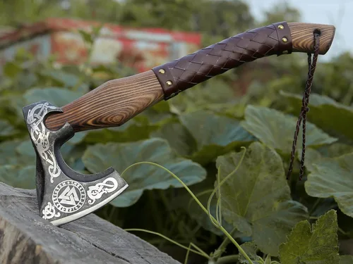 Vista 7 de ANCILLA Hacha vikinga de 16 pulgadas para camping, hecha de hoja de acero al carbono forjada a mano y mango de palisandro, el hacha viene con funda