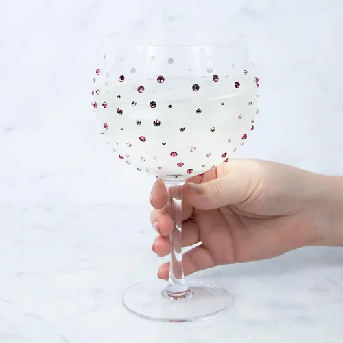 Vista 4 de Pavilion - Copa de vino con tallo de 24 onzas, piedras preciosas de cristal rosa, cristal de cumpleaños