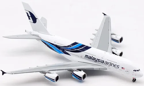 Vista 6 de JC Wings Malaysia Airlines para Airbus A380 9M-MNE 1/400 DIECAST modelo preconstruido