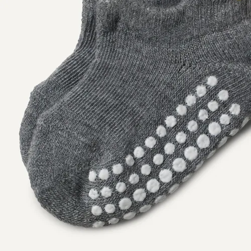 Vista 4 de Amazon Essentials Calcetines unisex de corte bajo con agarre antideslizante para bebés, 14 pares