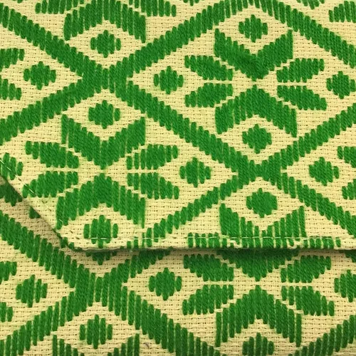 Vista 8 de Bolso Clutch "Juana", hecho por Jühue Artesanal, bolso hecho a mano hecho en México, Bolso de mano verde, Bordado a mano, pieza única, Bolso de mano