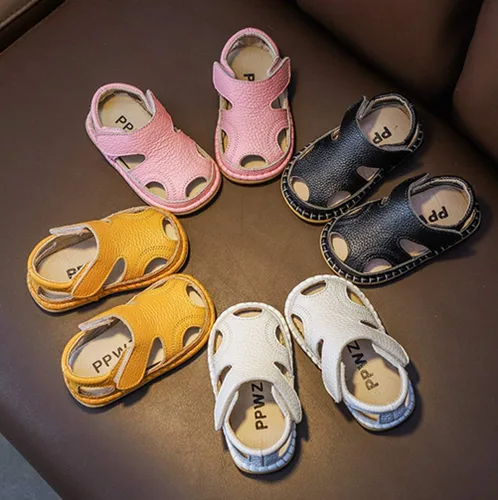 Vista 2 de DADAWEN Sandalias atléticas de cuero para exteriores para bebés y niñas