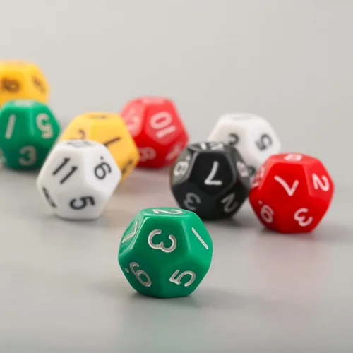 Vista 8 de Juego de 10 dados poliédricos de escultura D12 de acrílico de 12 caras para fiesta de club, familia, juego de mesa