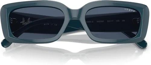 Vista 5 de Vogue Eyewear X Hailey Bieber Collection Vo5440s - Gafas de sol rectangulares, Azul