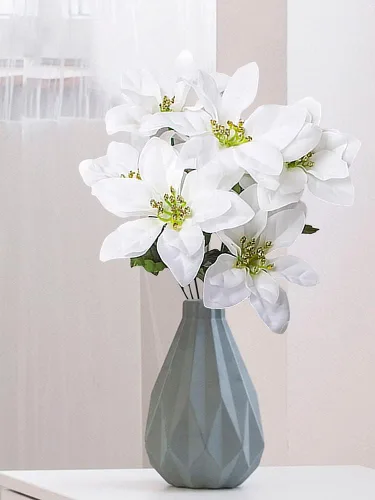 Vista 4 de Firlar Ramo de flor de pascua artificial de 4 piezas, 7 tallos cada uno, arbustos rojos para árbol de Navidad, decoración de jardín del hogar