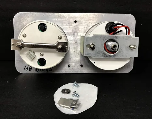 Vista 4 de 1946 Willys 2 Gauge Dash Panel Inserto 3 3/8" Quad Style Mecánico Blanco