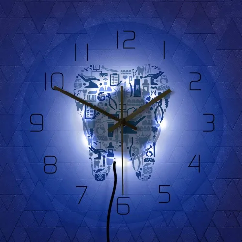 Vista 8 de The Geeky Days Reloj de pared con iluminación LED USB, símbolos de cuidado dental, reloj colgante de acrílico, movimiento silencioso, con 7