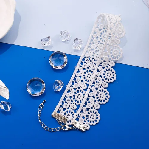 Vista 5 de Gargantilla de encaje negro gótico con tatuaje para fiesta de Halloween, accesorio personalizado para mujer R1: blanco