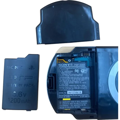 Vista 2 de PlayStation Portable 2000 System - Piano Black