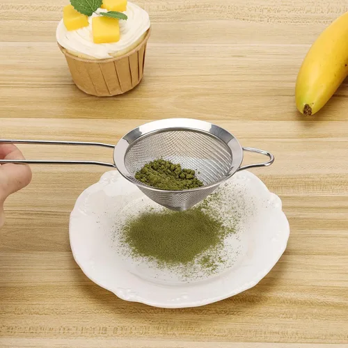 Vista 3 de Paquete de 3 coladores de malla fina de acero inoxidable 304 tamiz pequeño para alimentos, té, jugos, cócteles, cocina (3.35 pulgadas)