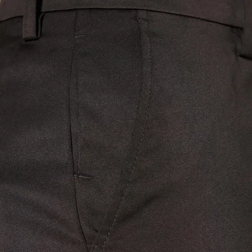 Vista 7 de Tienda Essentials Pantalón de golf para hombre, entallado y elástico
