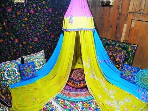 Vista 5 de Toldo de cama bohemio, dosel de sari Cortinas de cama - Cama Montessori - Espacio de meditación Dormitorio bohemio