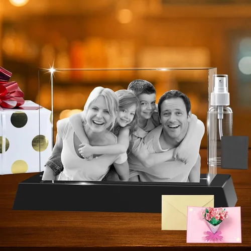 Vista 12 de Marco de Fotos Personalizado de Cristal 3D Rectangular Pequeño (Horizontal) – Premium: Base LED Multicolor, Envoltorio para Regalo y Tarjeta 3D