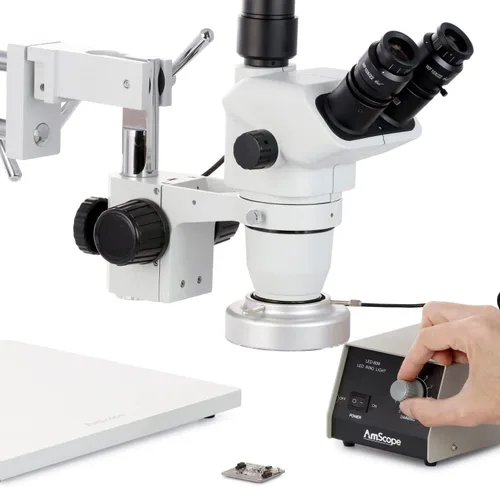Vista 4 de AmScope ZM-4TNW3-80AM-5M Microscopio Digital Profesional Trinocular Estéreo, Oculares EW10x y EW25x, Ampliación 2X-225X, Objetivo de Zoom