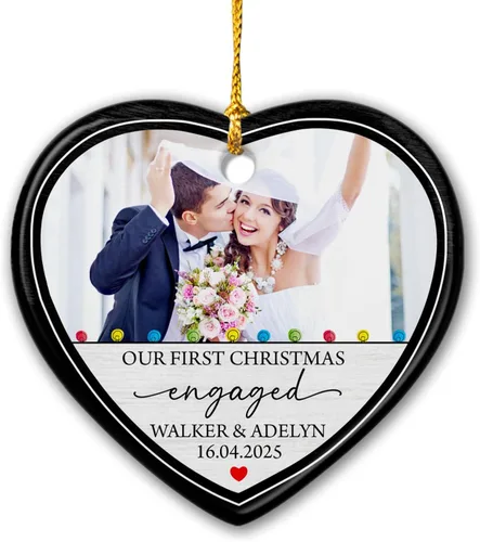 Vista 17 de Adorno de Navidad personalizado con foto de pareja 2025 con cualquier imagen, adorno de Navidad molesto, carga cualquier foto, adorno de cerámica