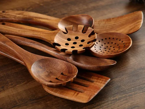 Vista 3 de Juego de utensilios de cocina de madera, 7 cucharas y espátulas de madera de teca natural para sartén antiadherente