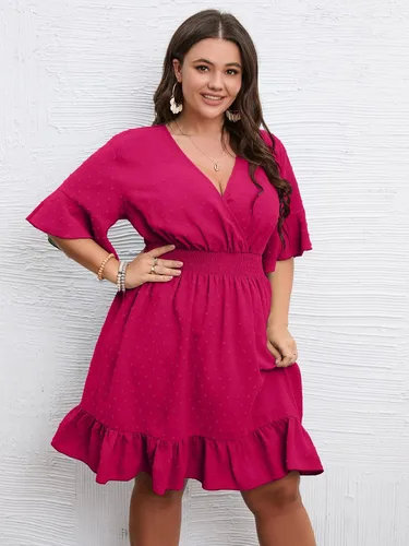 Vista 2 de SCOMCHIC Vestido de verano casual de talla grande para mujer, con lunares suizos, cuello en V, manga con volantes, vestido de playa bohemio