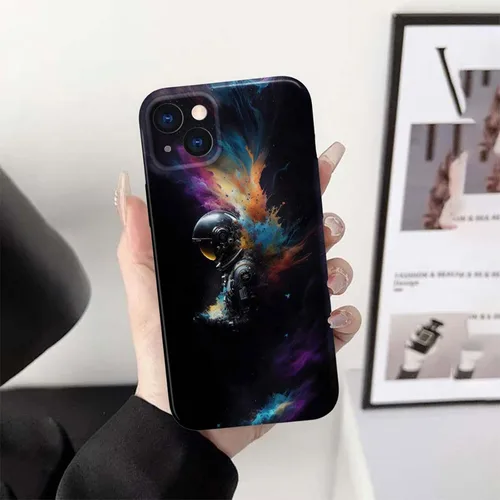 Vista 3 de ZHEGAILIAN Funda compatible con iPhone 13, funda de astronautas espaciales para iPhone 13, funda suave de TPU con proceso de impresión 3D, diseño