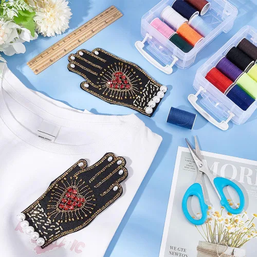 Vista 4 de INFUNLY Parches de diamantes de imitación con cuentas de corazón a mano, parches bordados para coser en parches de corazón de cristal para ropa