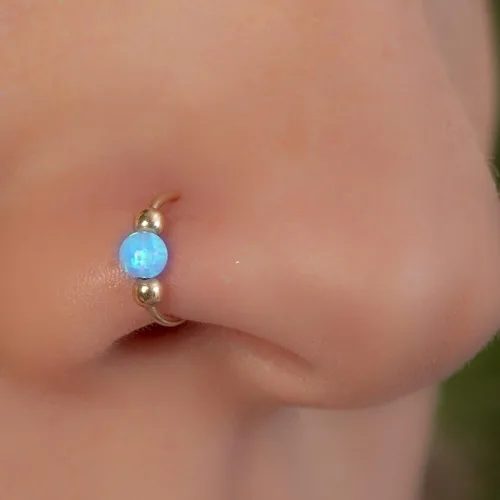 Vista 16 de 20g Gold Nose Rings + 3mm Opals