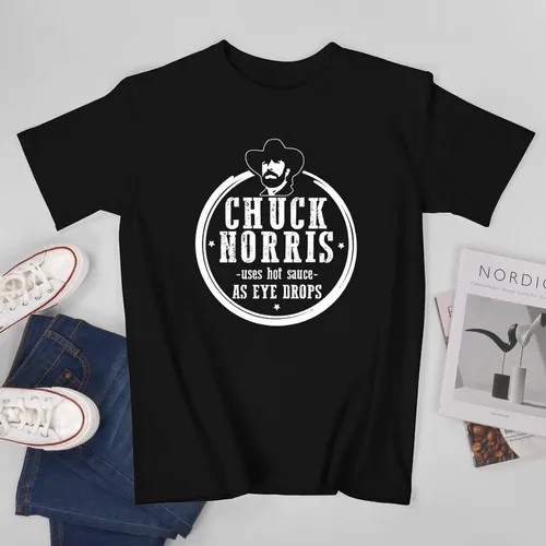 Vista 7 de Chuck Norris Uses Hot Sauce As Eye Drops Men's T-Shirt, R2