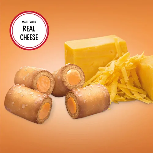 Vista 4 de COMBOS Paquetes de bocadillos horneados con pretzel de queso cheddar, bocadillos de galletas de queso, bolsa de 6.3 onzas, caja a granel