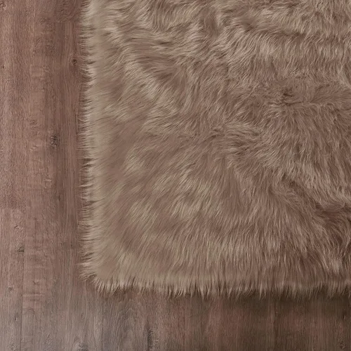 Vista 8 de Goolela Alfombra esponjosa de piel sintética para dormitorio, color marrón claro beige, 2 x 3 pies, alfombra de piel de oveja peluda y difusa