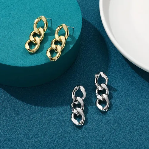 Vista 4 de BUREI Aretes colgantes de oro de 18 quilates con cadena simétrica para mujeres y niñas