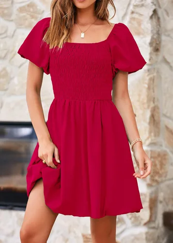 Vista 2 de KIRUNDO Vestido corto de verano para mujer, cuello cuadrado, manga abombada, hombros descubiertos, volantes, acampanado, con volantes