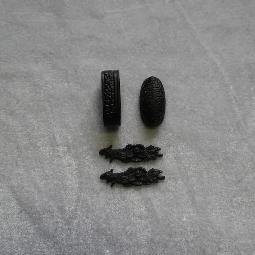 Vista 55 de Espada samurái japonesa KOSHIRAE – Fuchi Kashira Menuki 01-77