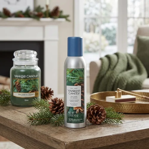Vista 2 de Yankee Candle Ambientador concentrado para habitación, fragancia instantánea para el hogar, espray eliminador de olores, bálsamo y cedro