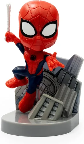 Vista 6 de The Loyal Subjects Marvel Superama Groot con diorama escénico y base