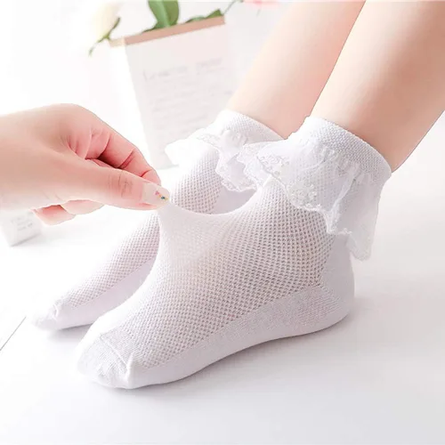 Vista 4 de Looching 4 pares de calcetines de princesa de encaje para bebés y niñas pequeñas, calcetines de algodón con volantes sólidos al tobillo