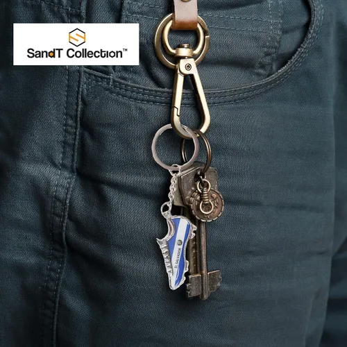 Vista 2 de SandT Collection Llavero con la bandera de El Salvador - Juego de 3