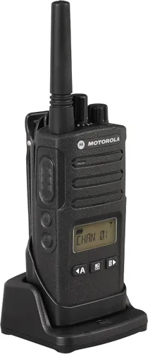 Vista 3 de Motorola Solutions RMU2080D Paquete de 2 con micrófonos de altavoz Radio bidireccional Pantalla digital 8 canales UHF 450-470MHz