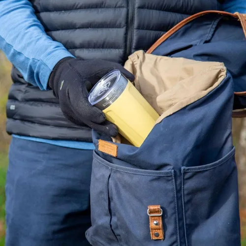 Vista 3 de GrowlerWerks Vaso uPint apilable con aislamiento al vacío, incluye tapa extraíble, mantiene el café caliente, la cerveza fría, forma económica