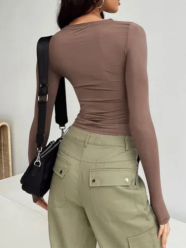 Vista 3 de Trendy Queen Camisetas de manga larga para mujer, a la moda, para otoño, 2023, básicas, para entrenamiento, ajustadas, Y2K