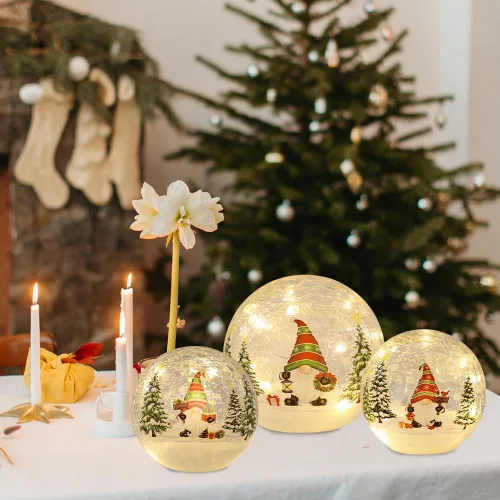 Vista 5 de PHITRIC Decoraciones de Navidad para interior, 3 piezas de espumosos gnomos navideños con bolas de vidrio brillantes, luces LED y temporizador