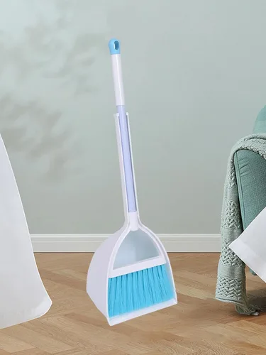 Vista 3 de Mini escoba y recogedor, barrido de cocina casera para niños (blanco + azul)