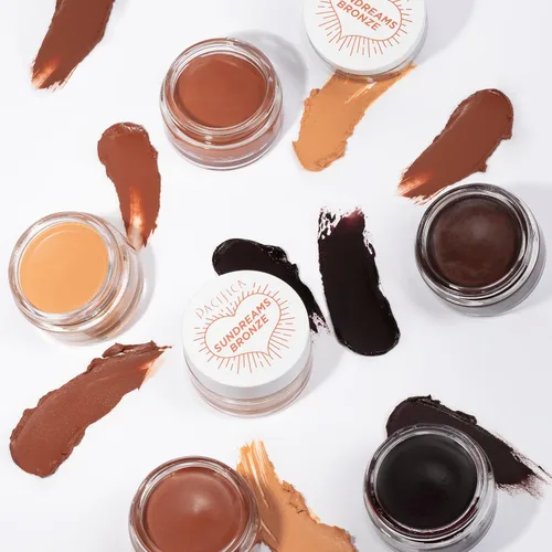 Vista 9 de Pacifica Bronzer - Sun Dreams - Resaltador en crema bronceadora mate, contorno hidratante y edificable con extractos florales, sin talco, vegano