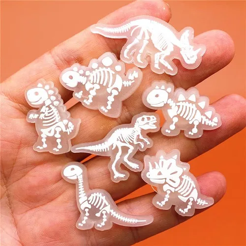 Vista 7 de pequano Dijes de dinosaurio para zapatos, dijes para niños, decoración de pines de PVC para zuecos, zapatos, pulseras, dinosaurios, recuerdos