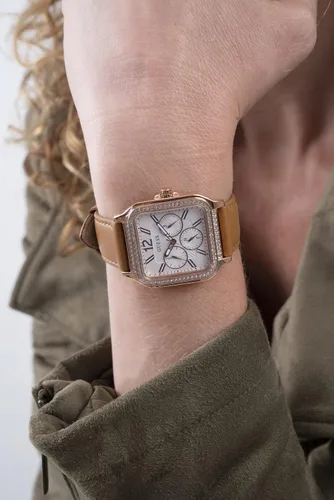 Vista 7 de GUESS 36mm Multifunction Stainless Steel Watch with Crystals